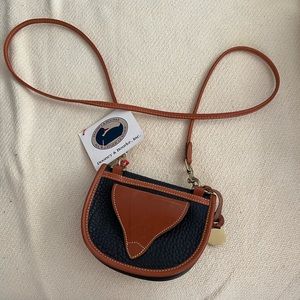 Vintage Dooney Bourke Cavalry Black/brown. All Weather Leather Crossbody. New!